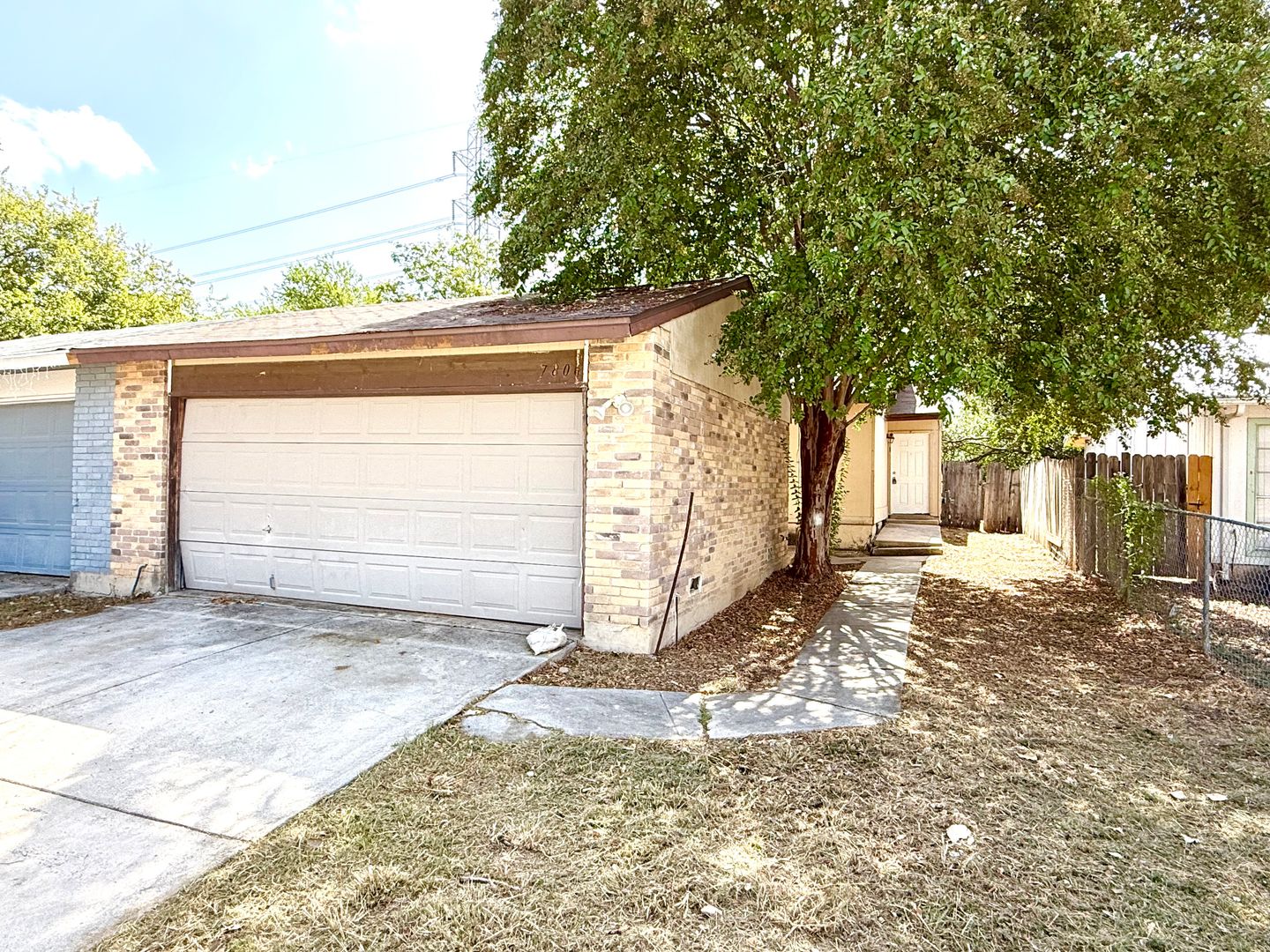 San Antonio House: 7806 Winsford