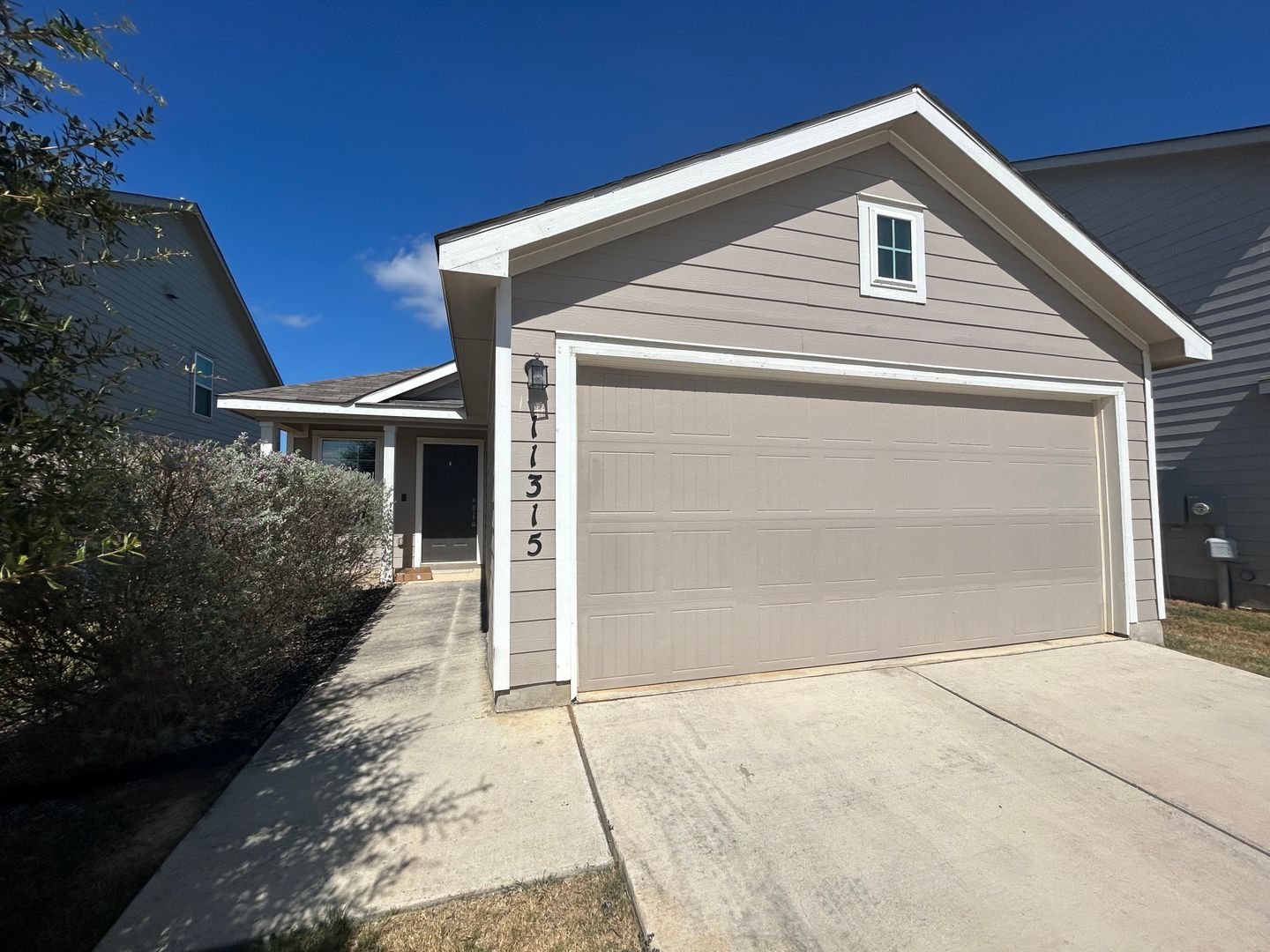 San Antonio House: 11315 Babcock Bend