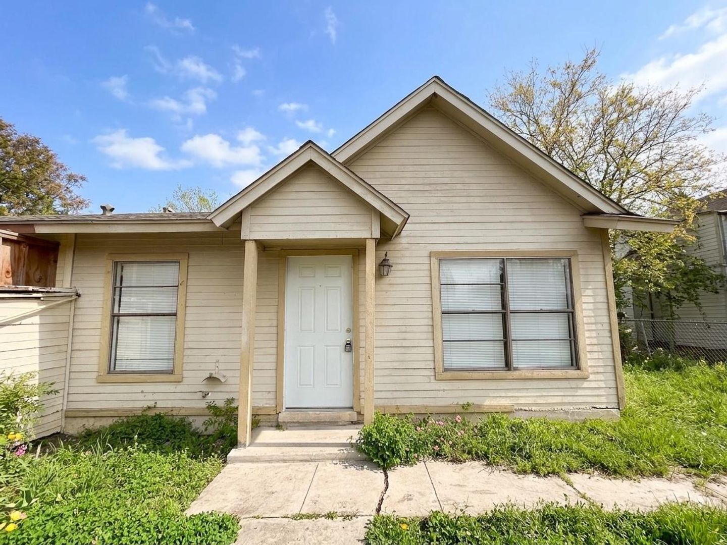 San Antonio House: 7809 Sarepto