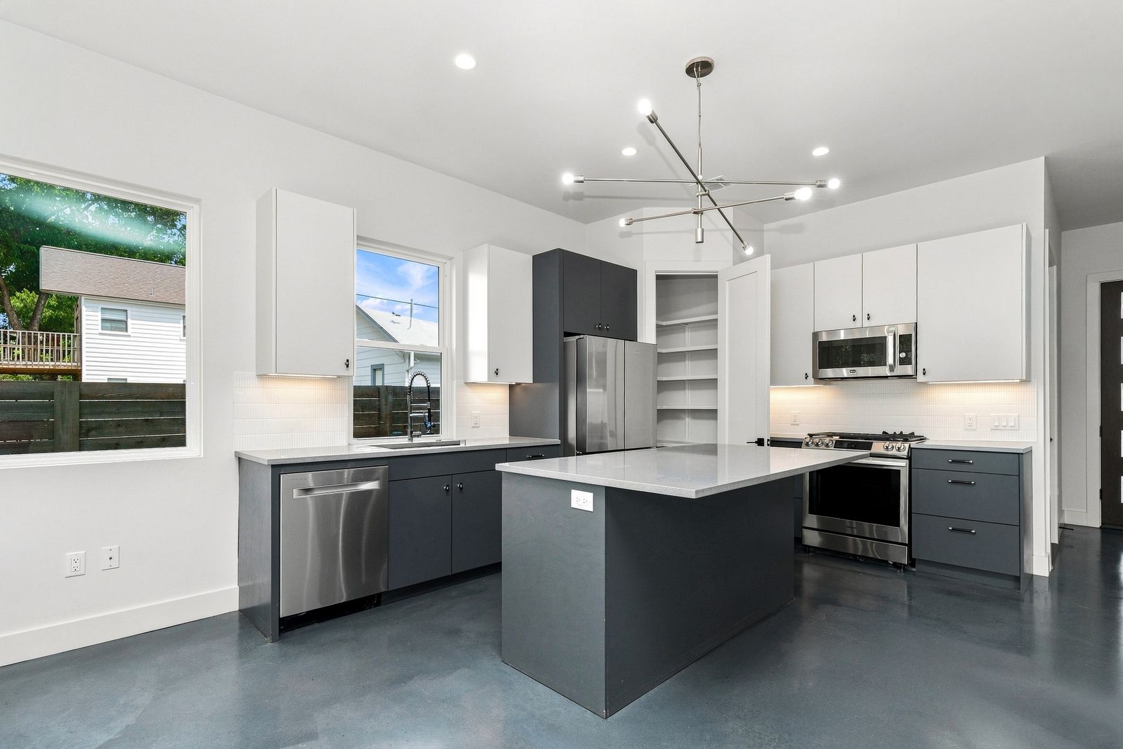 Premium Central Austin Property 7 of 12