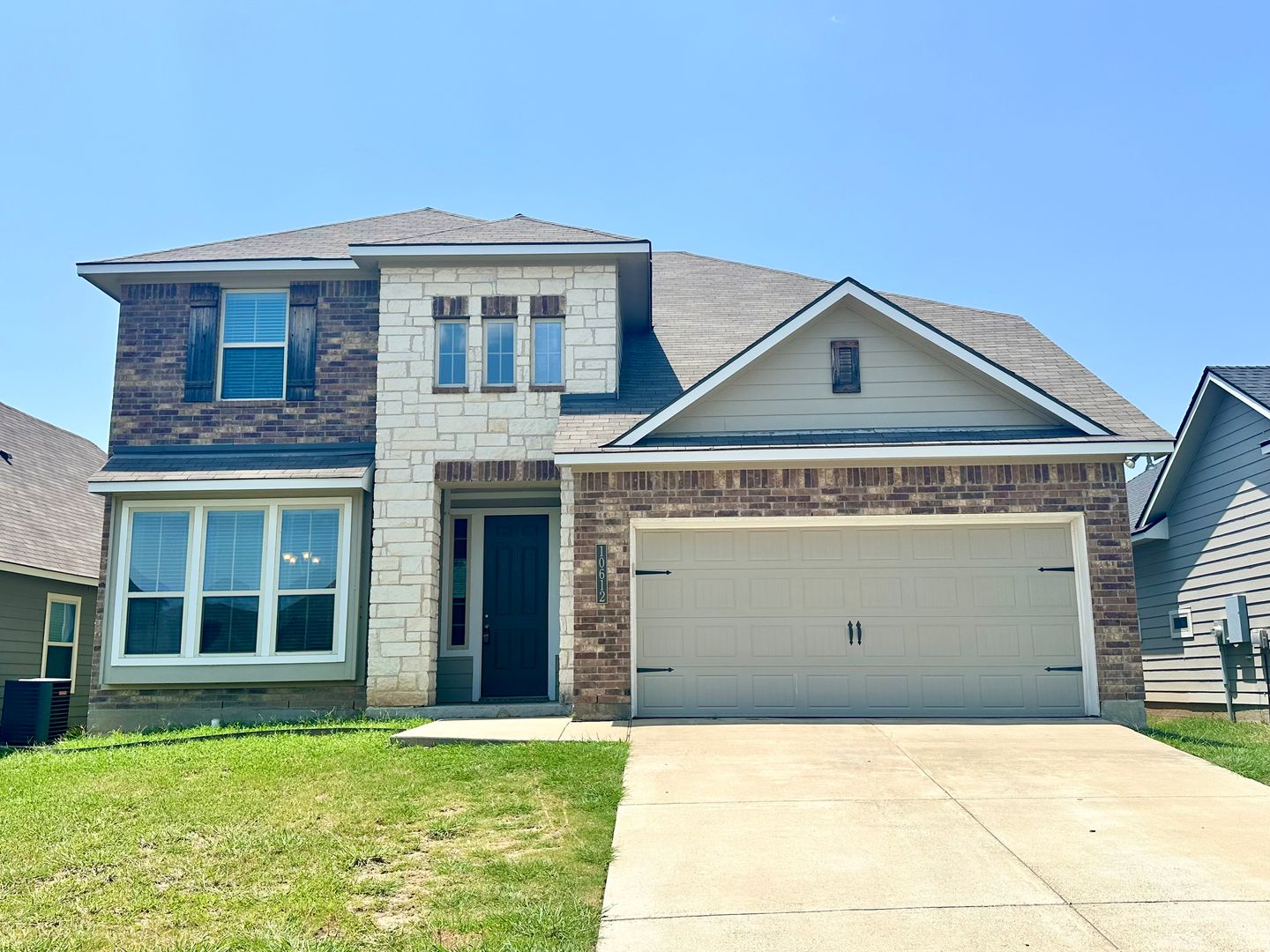Waco House: 10612 Langham Dr.