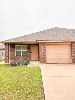 3 bed/2 bath Duplex Unit A, Available For Rent Now - Temple, TX! – photo 1