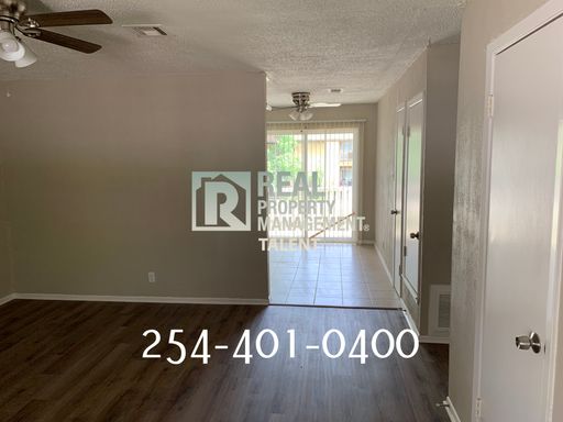 !!$250 OFF FIRST MONTHS RENT!! Updated 2 Bedroom, 1 Bathroom Apartment in Temple, TX – photo 1