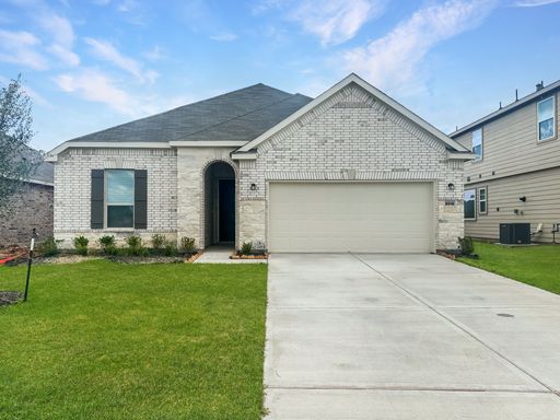 Newer build in Alvin close to everything – photo 1