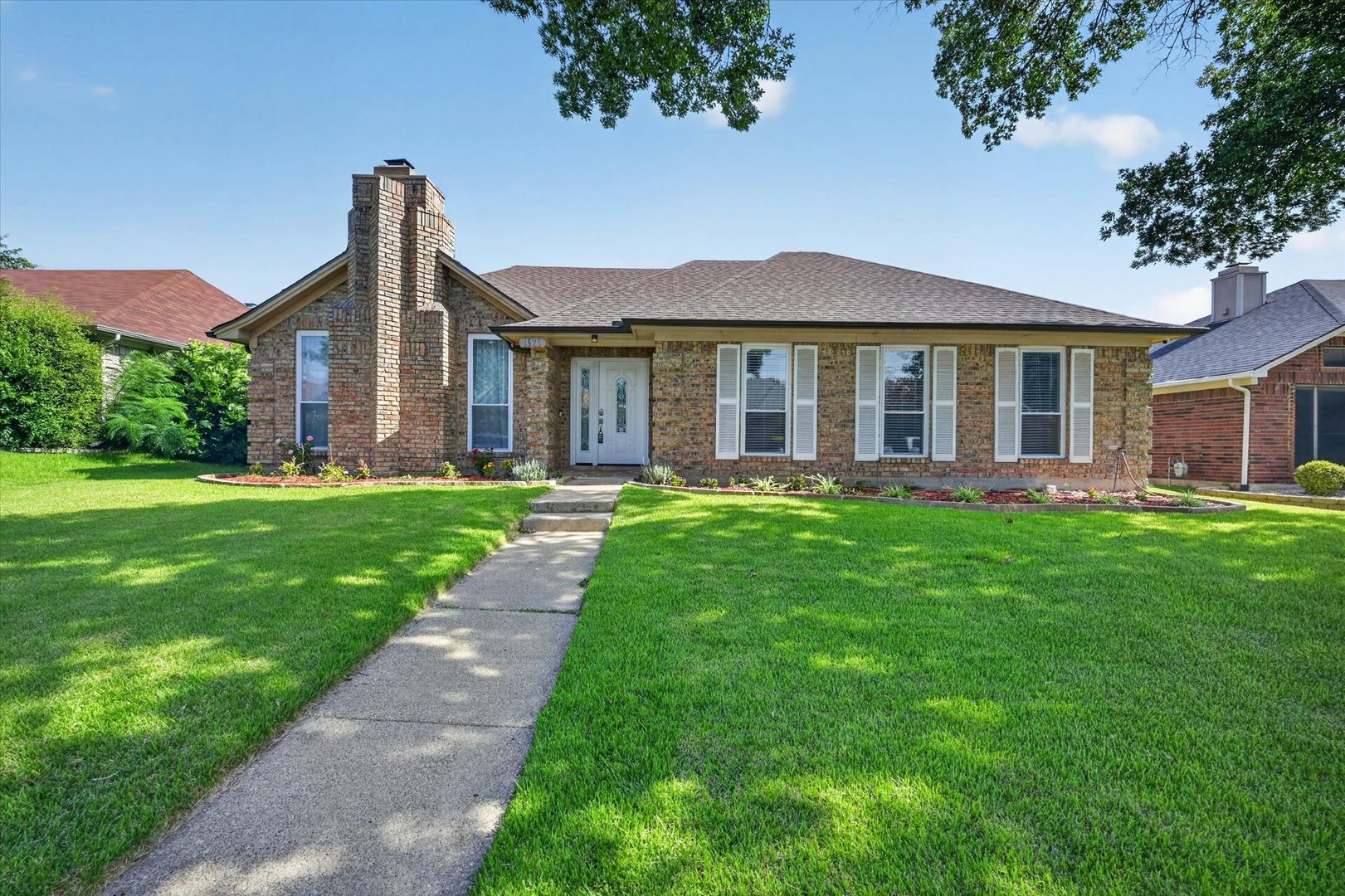 Lewisville House: 1521 Glenmore Dr.