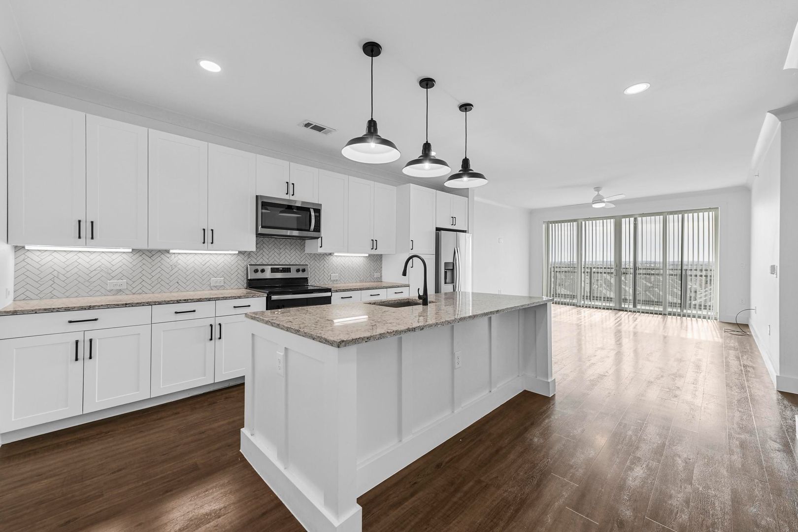 Lewisville Condo: 3517 Windhaven Pkwy. Unit 1507