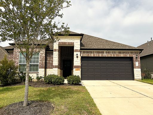 Like New Brookshire Home Ready to Occupy – photo 1