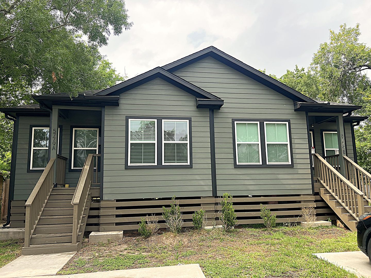 Houston House: 5779 Belarbor Unit A