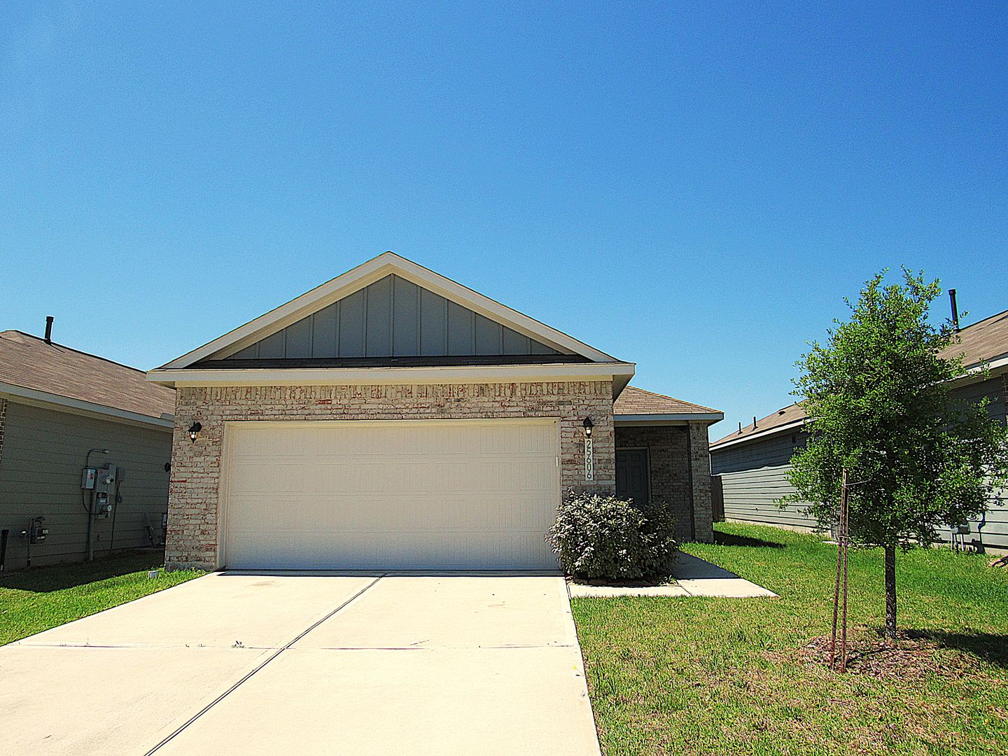 PORTER House: 25606 NORTHPARK PALM DR