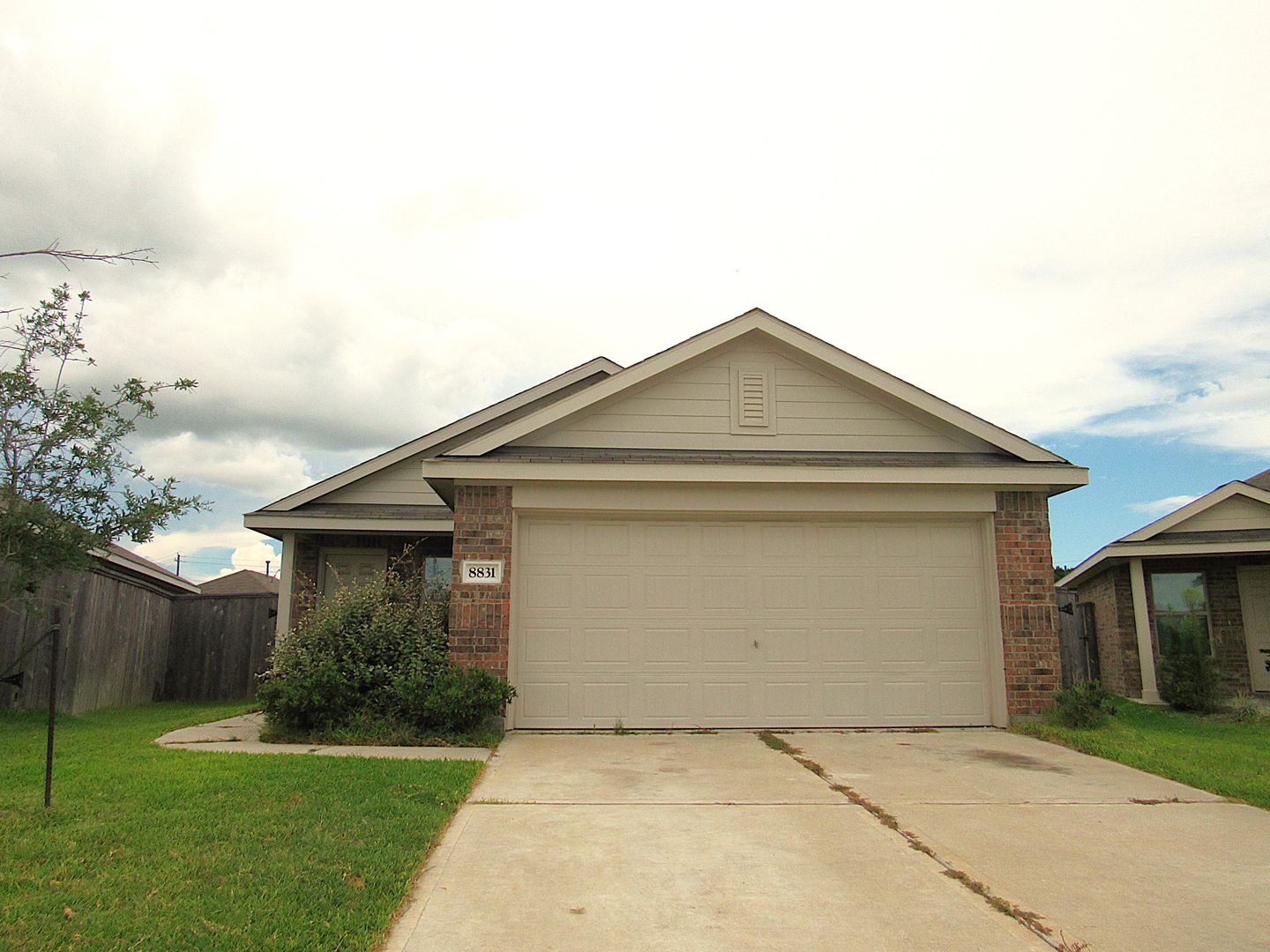 Baytown House: 8831 Bar Harbor Drive