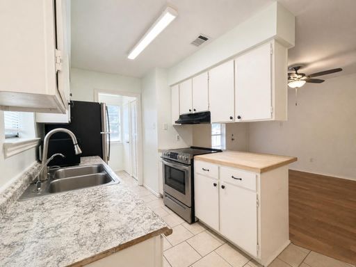 COMING SOON: 2/1 Home with Stainless Steel Appliances & Private Backyard