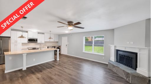 $500 Off First Month's Rent I Charming 3/2 Home with Fireplace & Spacious Backyard in Crowley – photo 1
