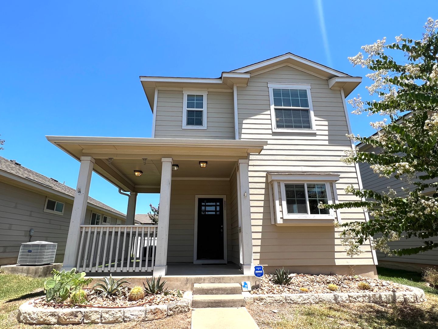 Cedar Park House: 801 Alamo Plaza Dr