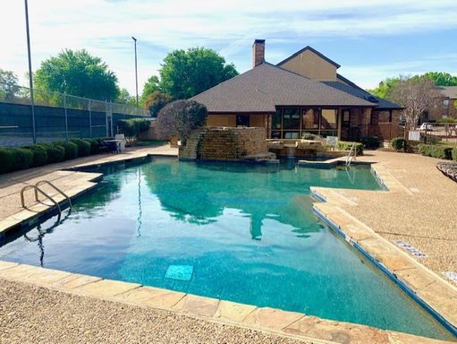 Amazing amenities in this beautiful gated condo community – photo 1