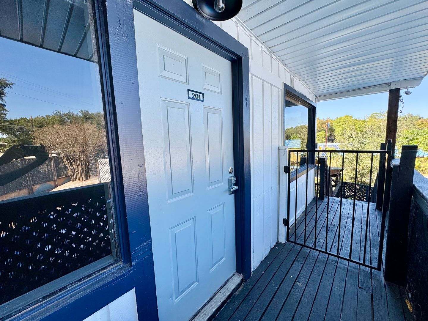 Sunrise Beach Village Apartment: 705 Sunrise Ave