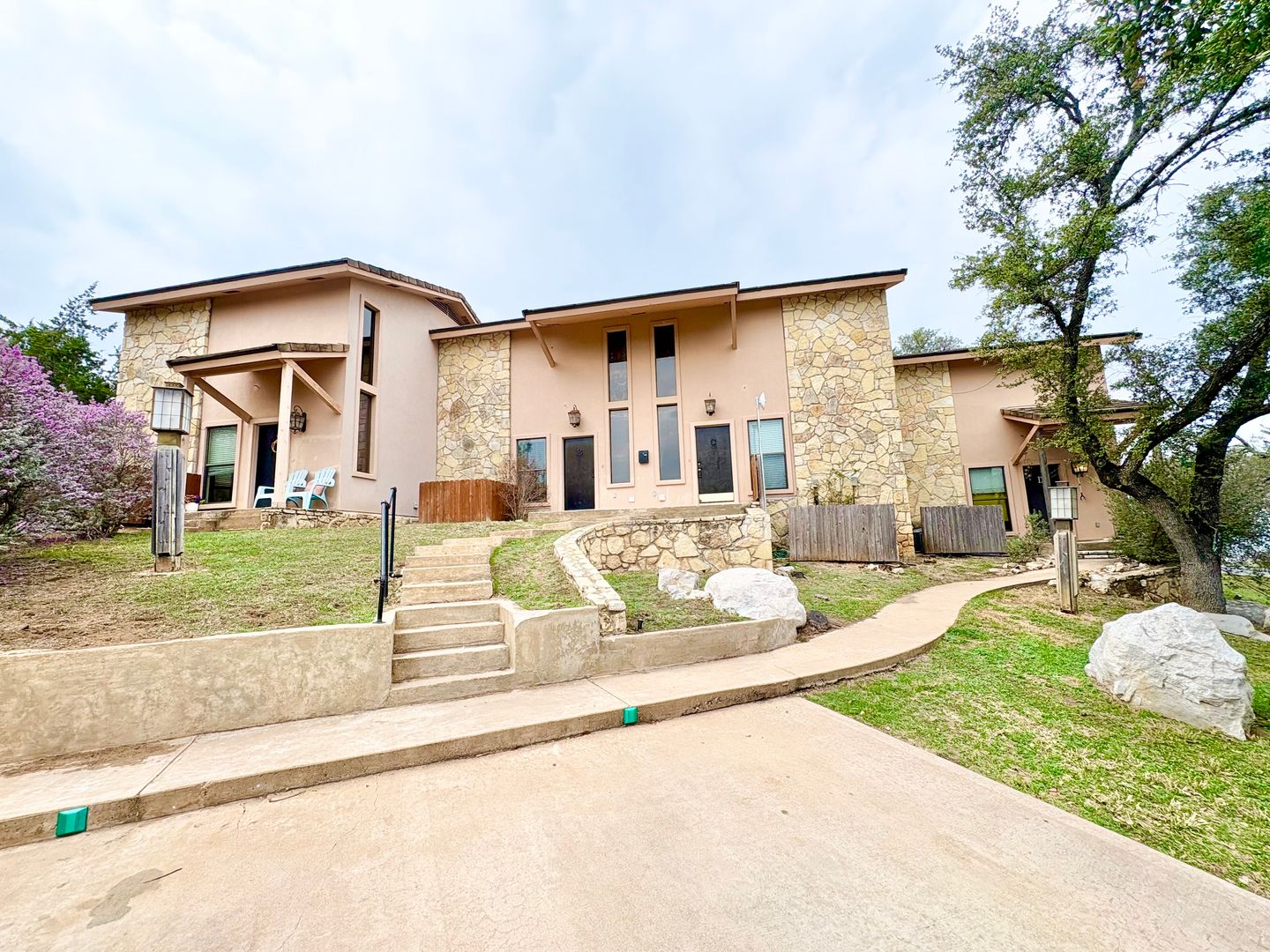 Horseshoe Bay Townhome: 800-C Grassy Knoll