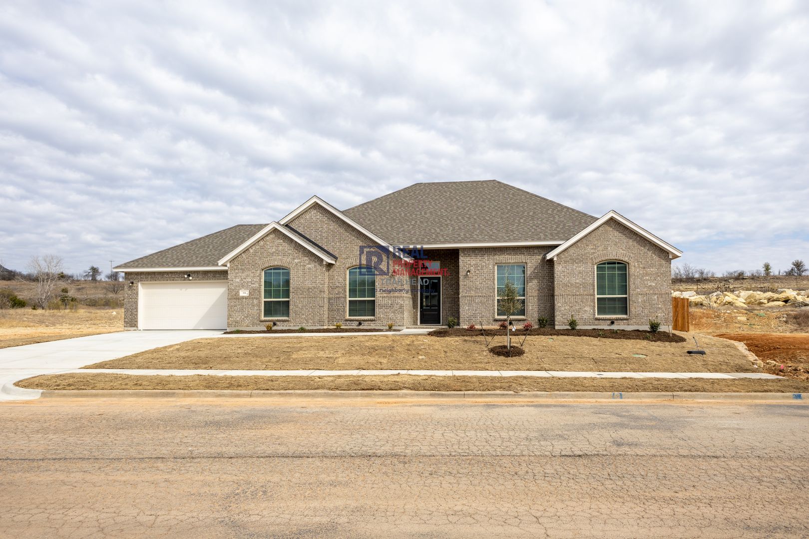 Glen Rose House: 114 Mesa Drive