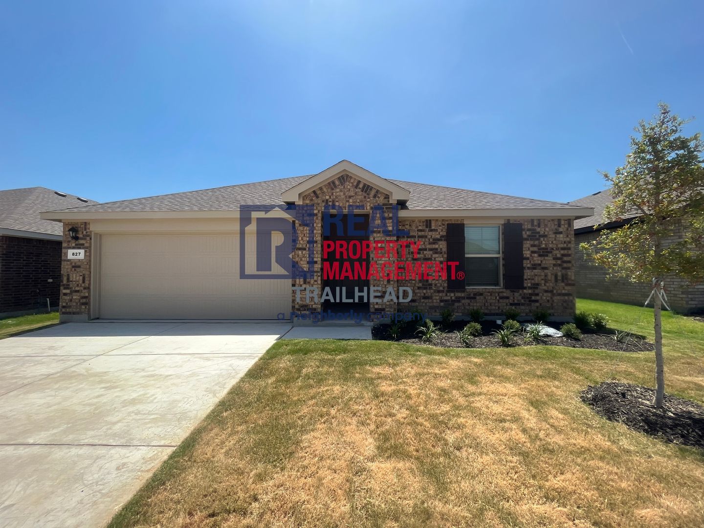 Cleburne House: 827 Peighton Dr