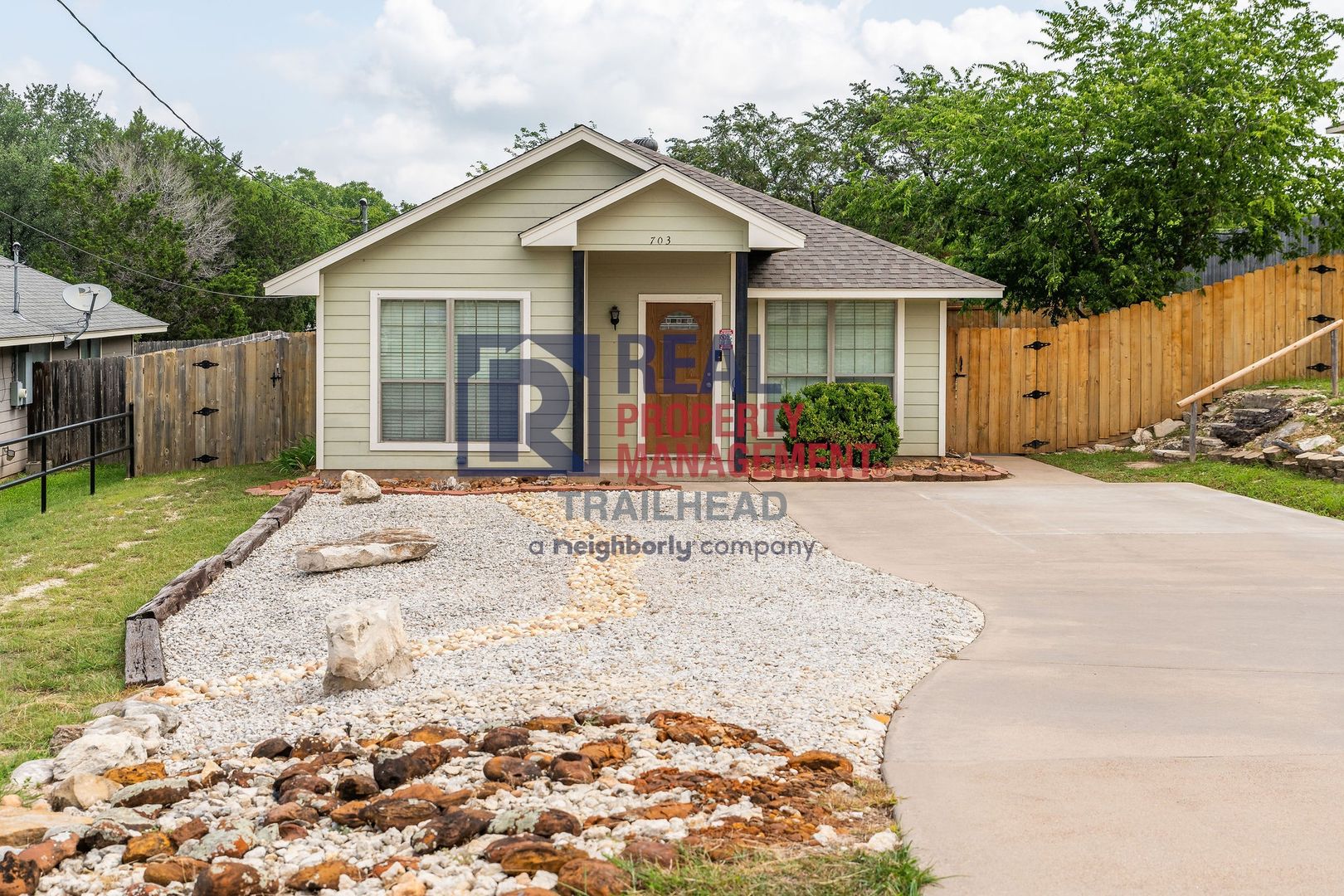 Glen Rose House: 703 Bryan Street