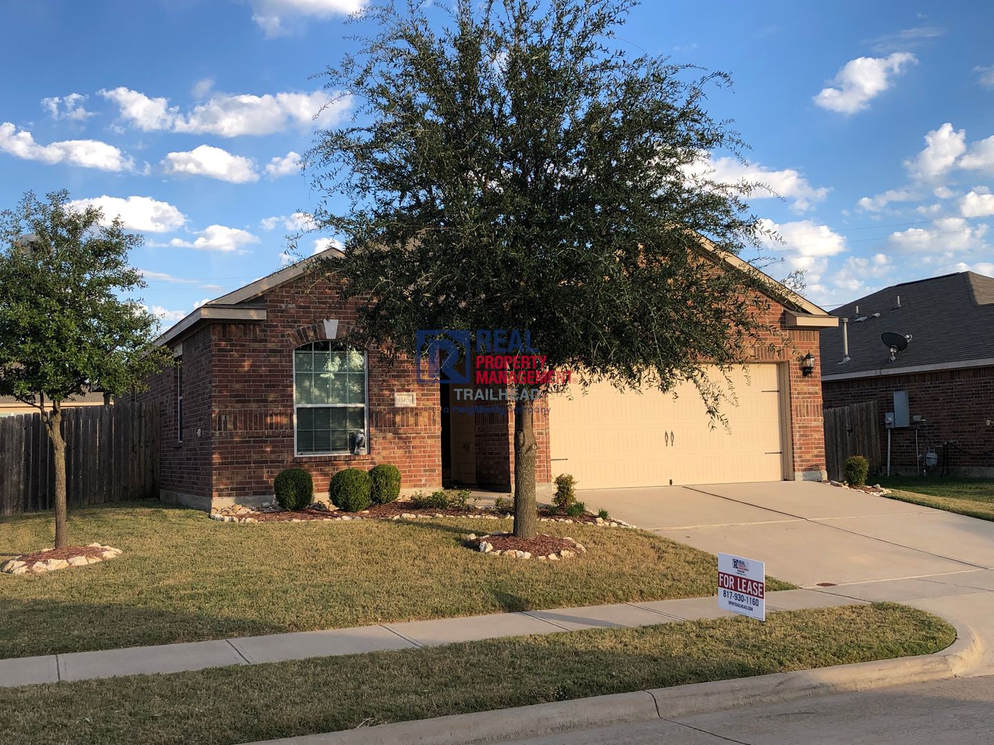Crowley House: 1116 Flatwater Trl