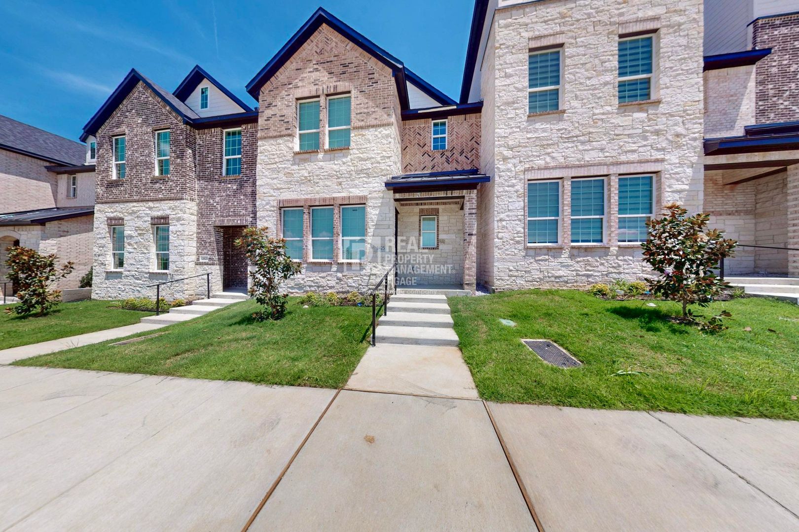 Irving Townhome: 3425 Sanjeev Dr.