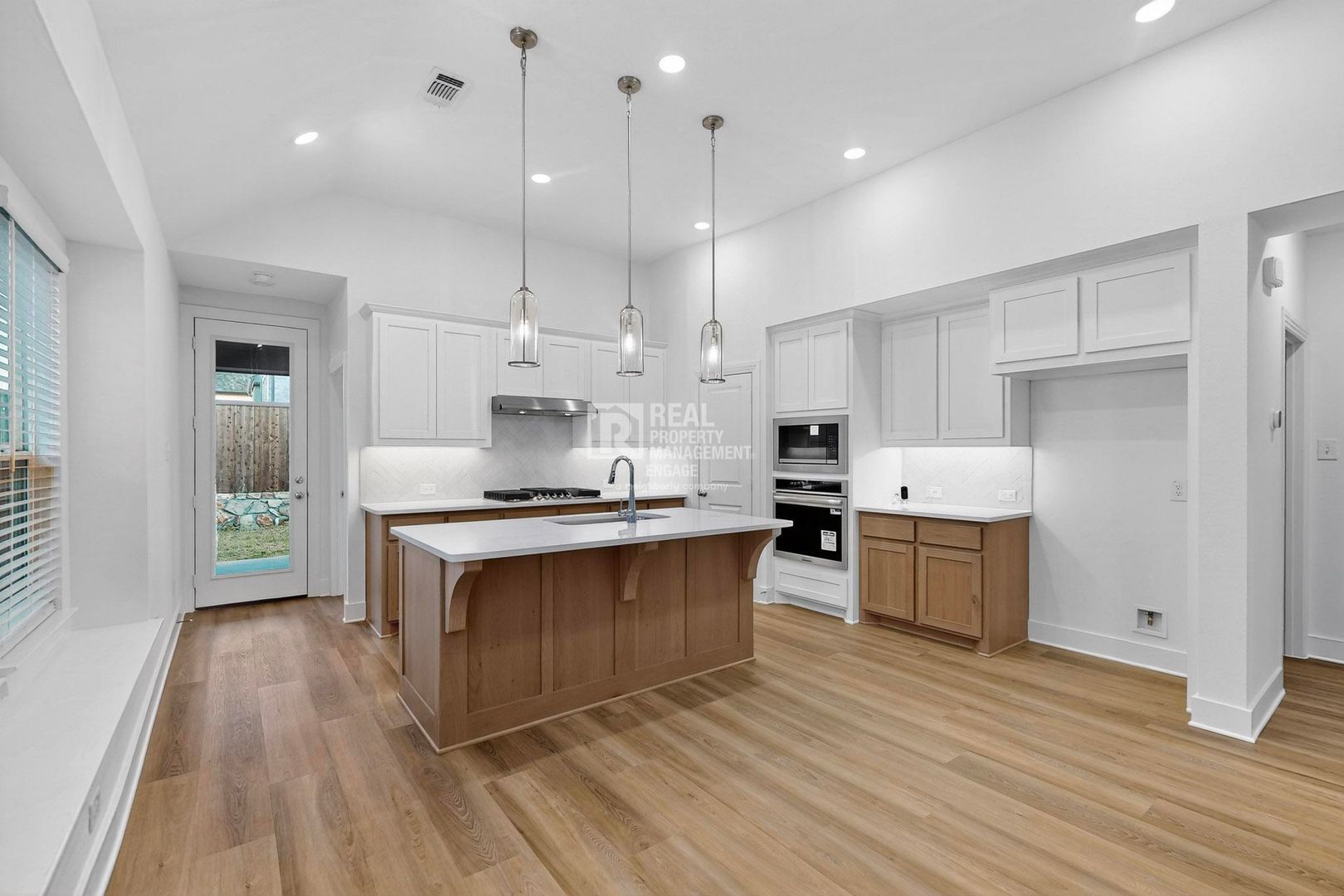 Sherman House: 1232 Newport St