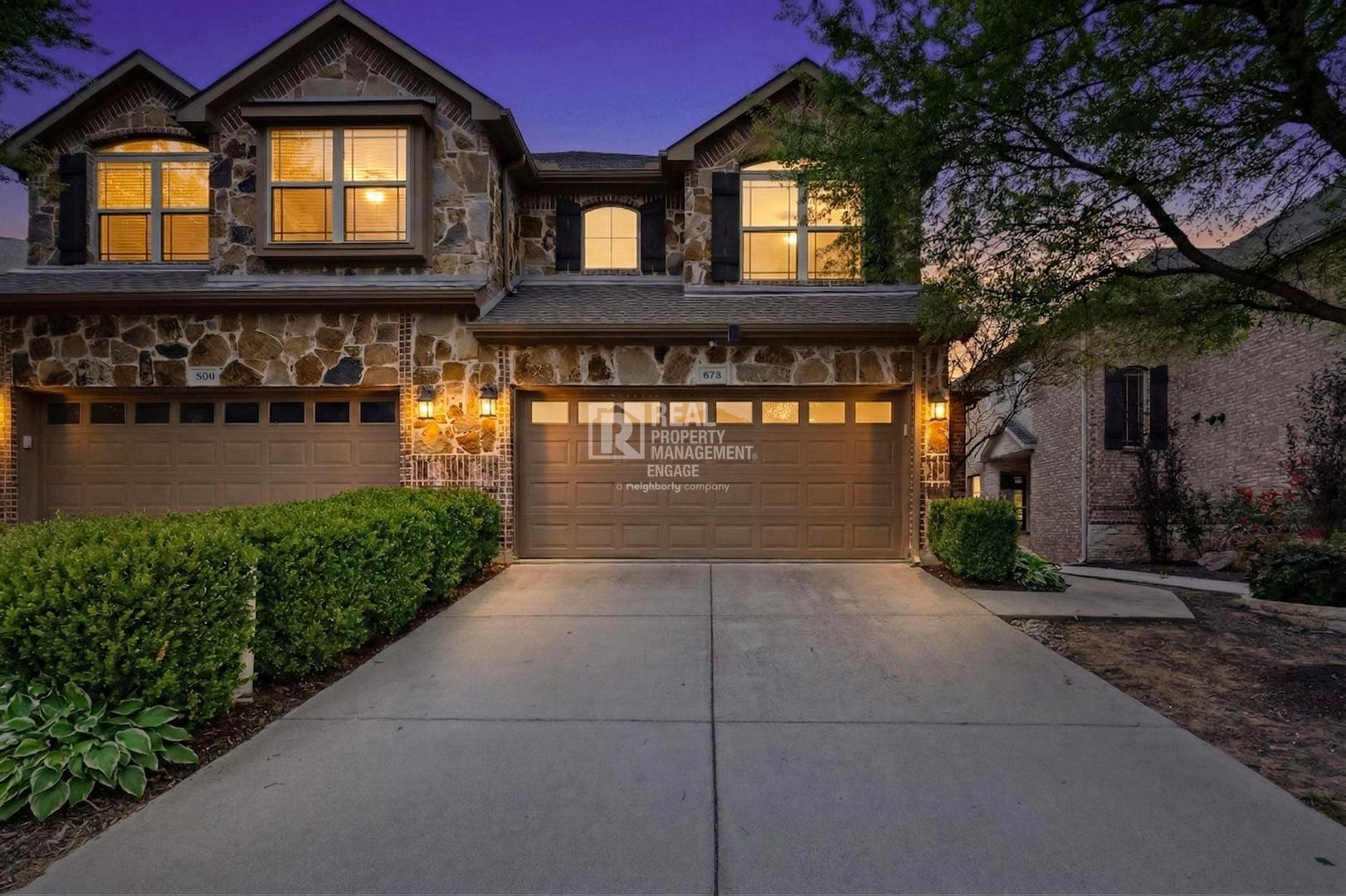 Allen Townhome: 878 Vaquero Street