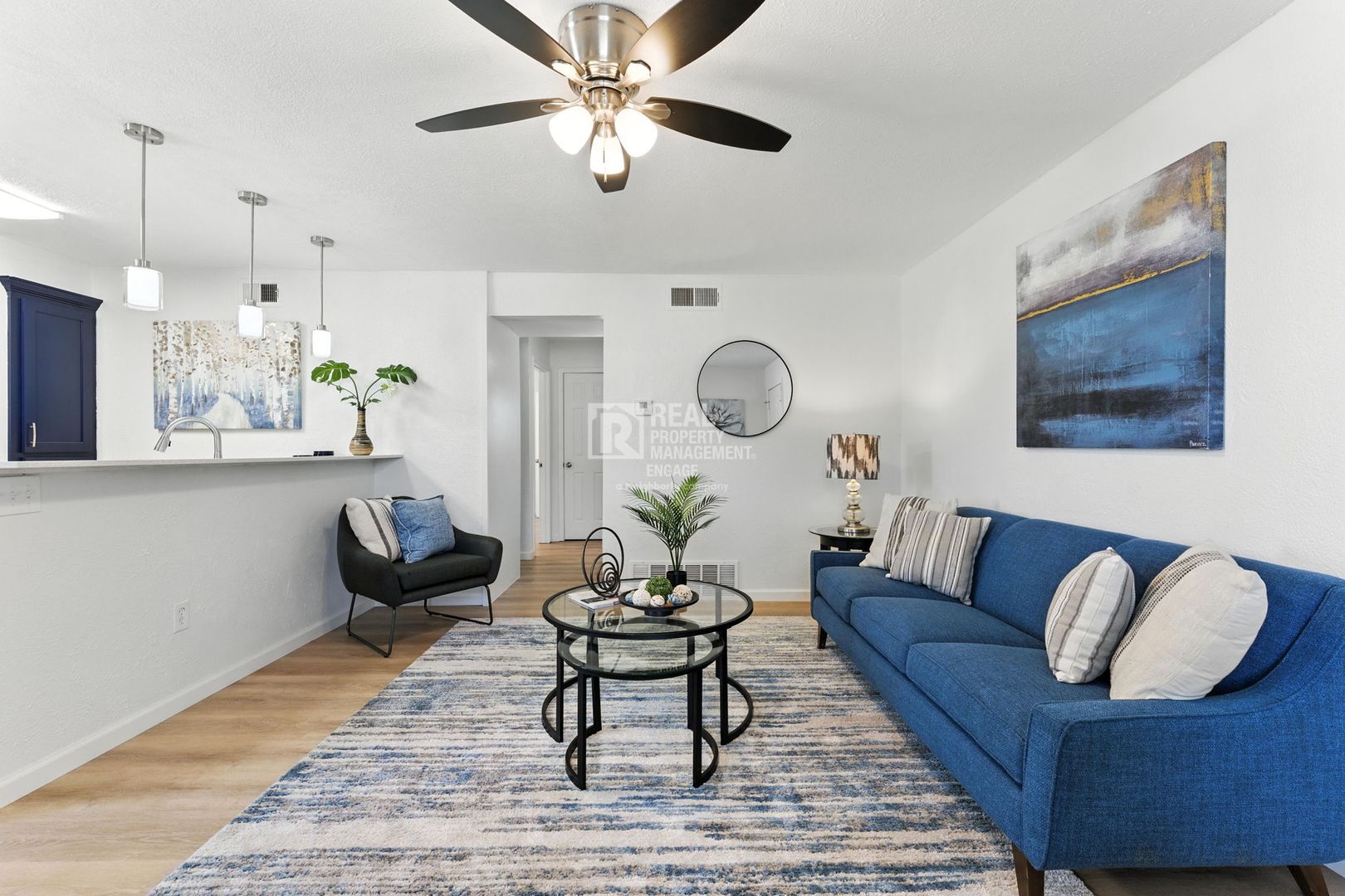 Lewisville Apartment: 202 N Kealy Ave
