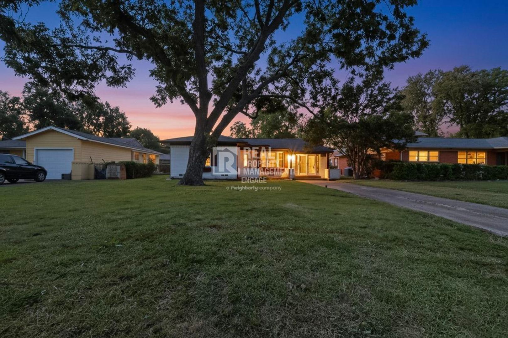 Richardson House: 627 W Belt Line Road