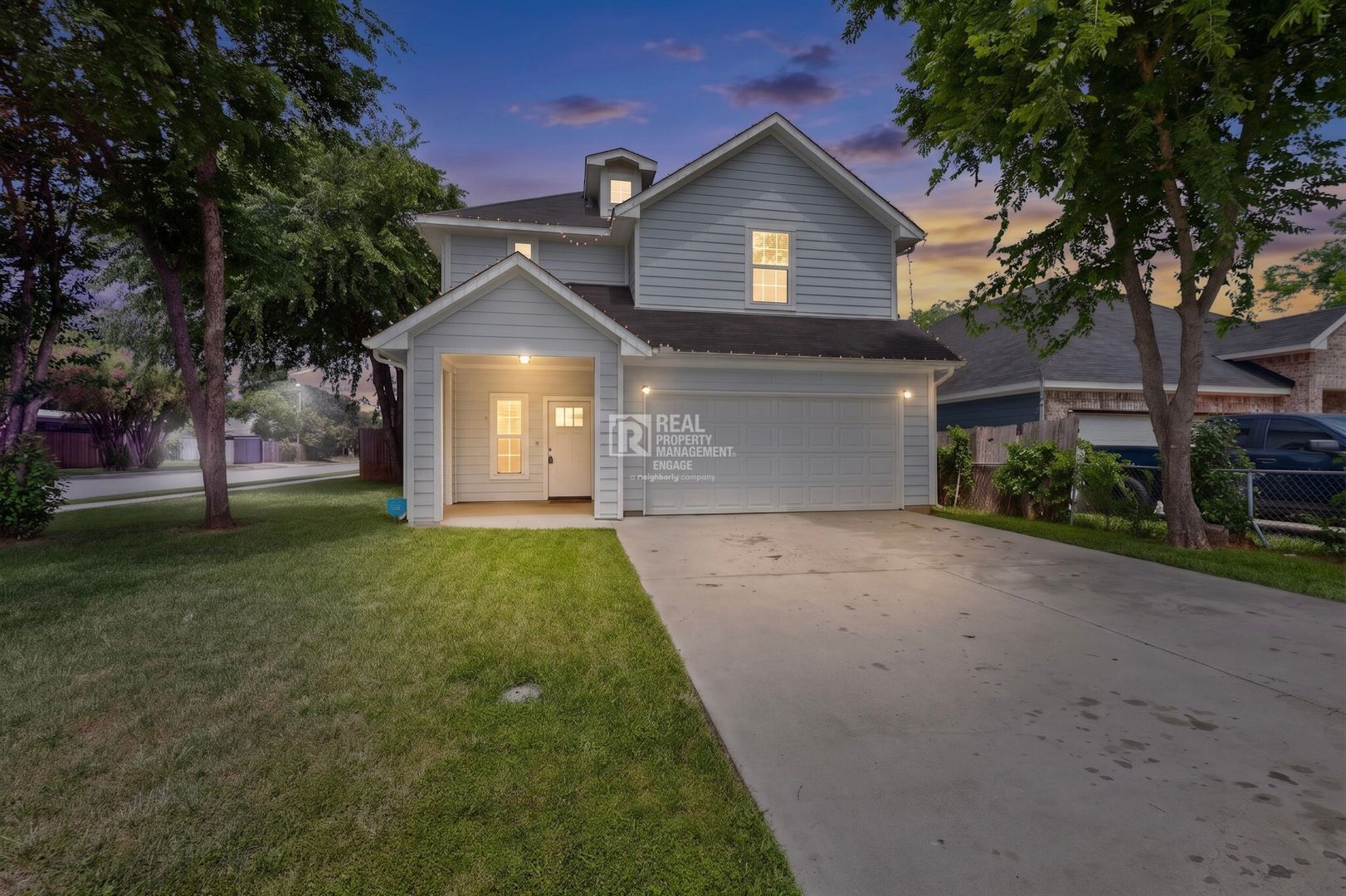 Fort Worth House: 5838 Humbert Avenue