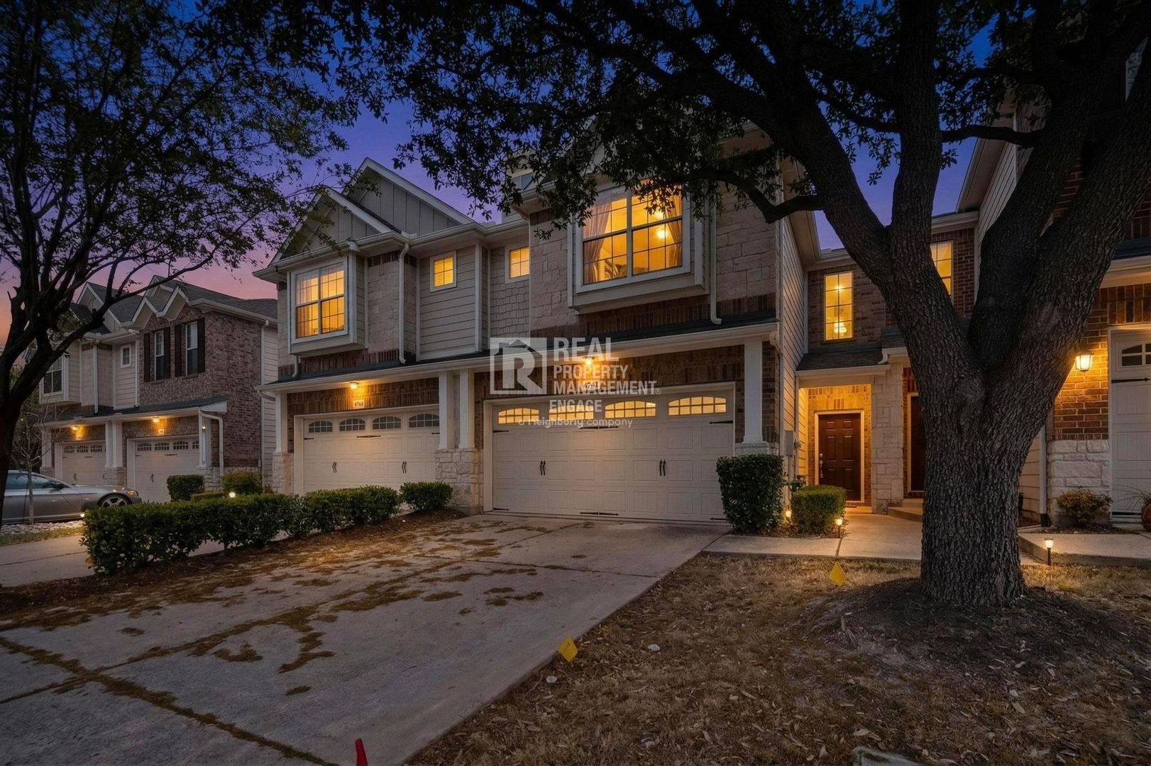 Plano Townhome: 8742 San Bernard St
