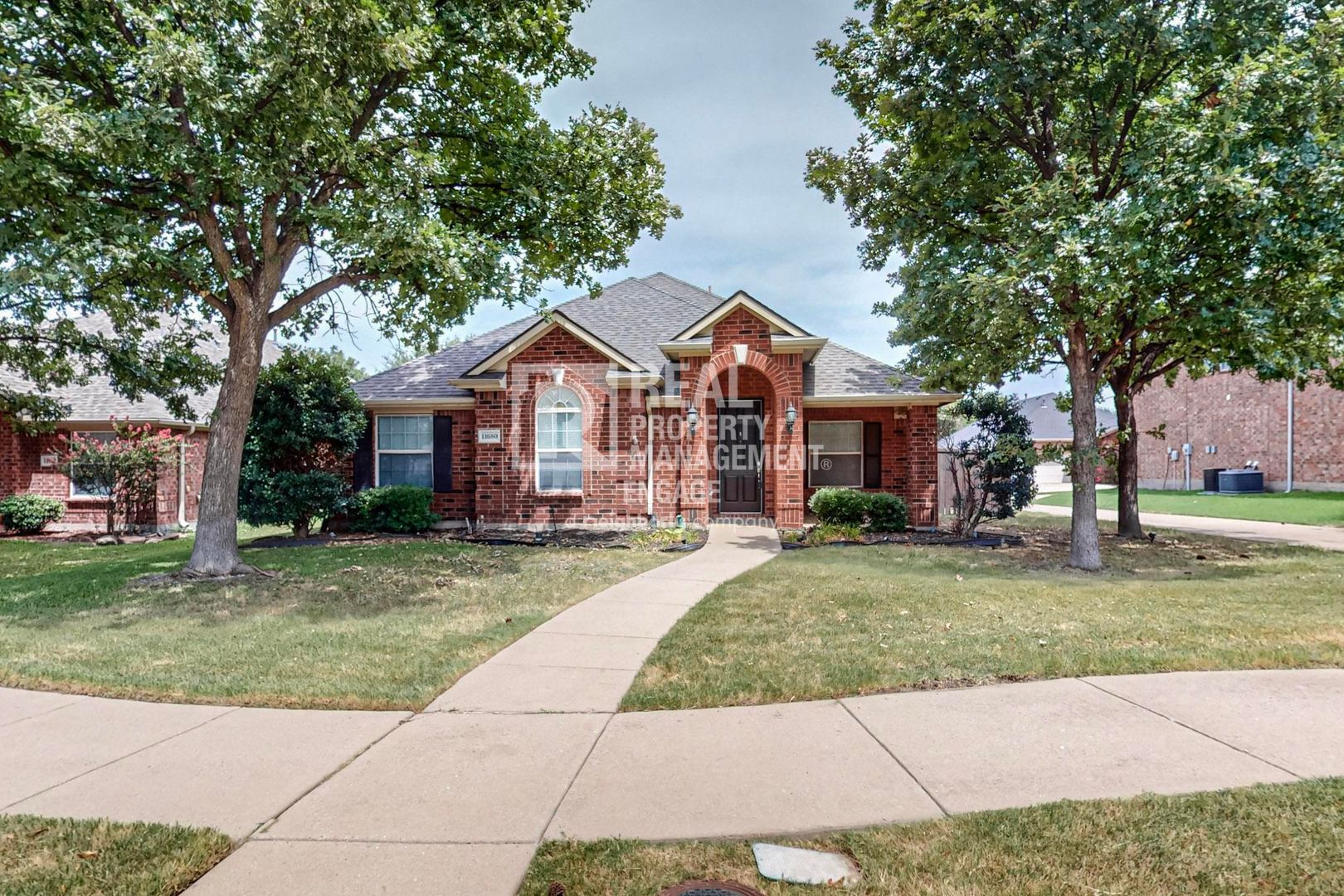 Frisco House: 11680 Mansfield Dr.