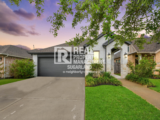 Like-New 2023 Single-Story in Sienna with Open-Concept Living