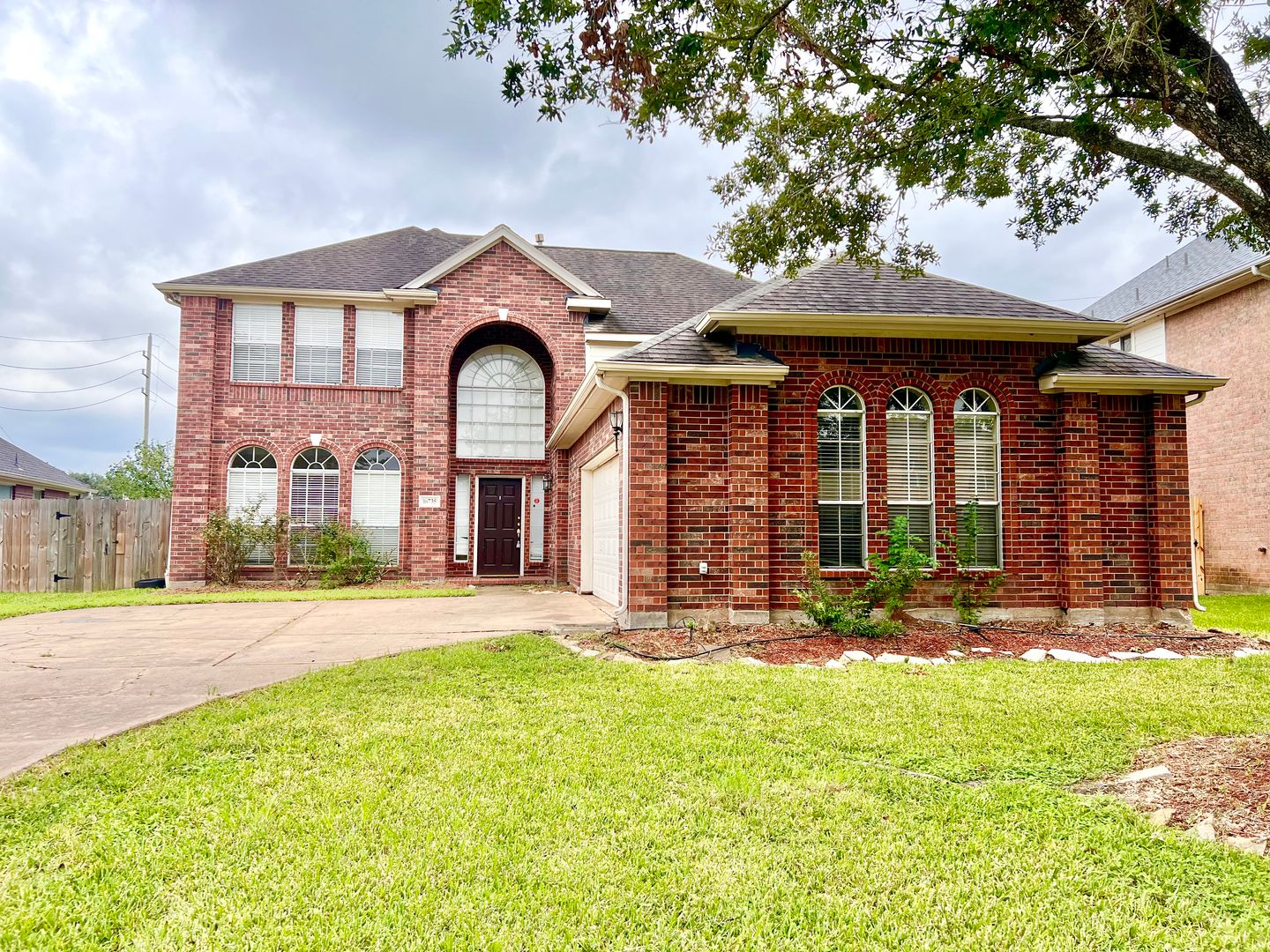 Sugar Land House: 16735 Village View Trl