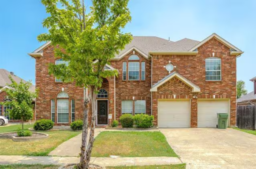 Spacious 5-Bedroom Home with Media Room, Office & Community Amenities in Mansfield! – photo 1