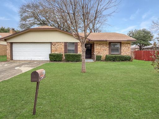 Charming Home in Established Euless Community – photo 1