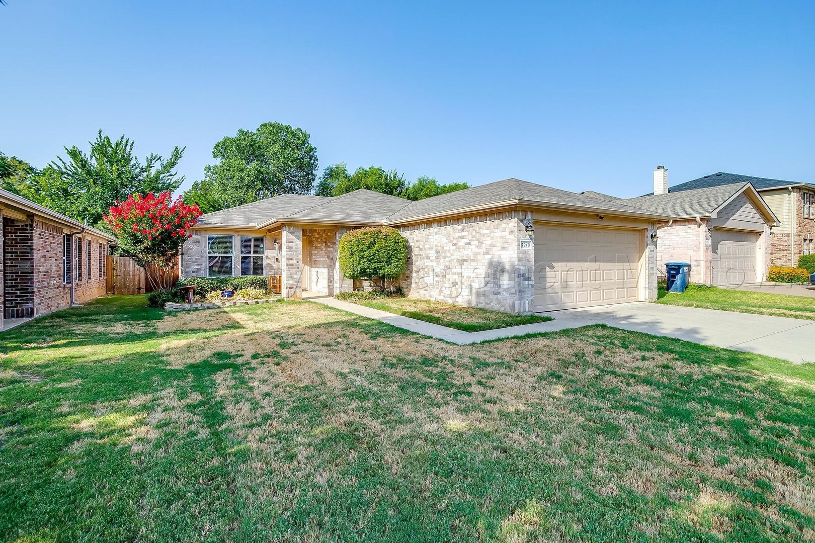 Fort Worth House: 7940 Meadow View Tr,