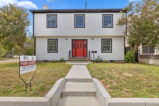 Charming 3-Bedroom, 2-Bath Home – photo 1