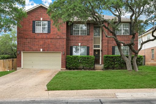 4 BR, 3 BA corner lot in gated community off 281 & Evans Rd! – photo 1