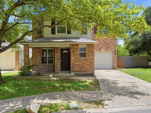 Renovated 3 BD, 2.5 BA next to the Bristol Place park! – photo 1