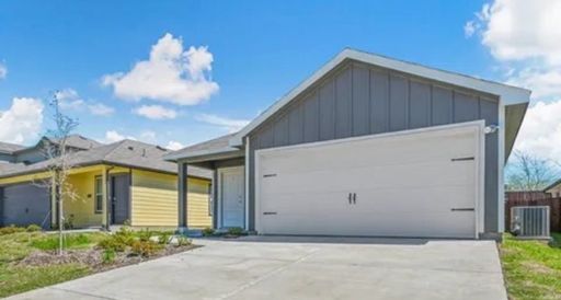 Coming soon! This home is currently not available for showings – photo 1