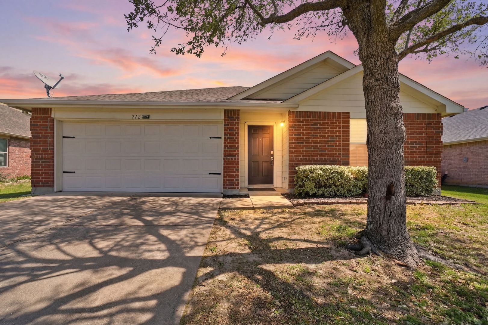Royse City House: 712 Preston Dr.