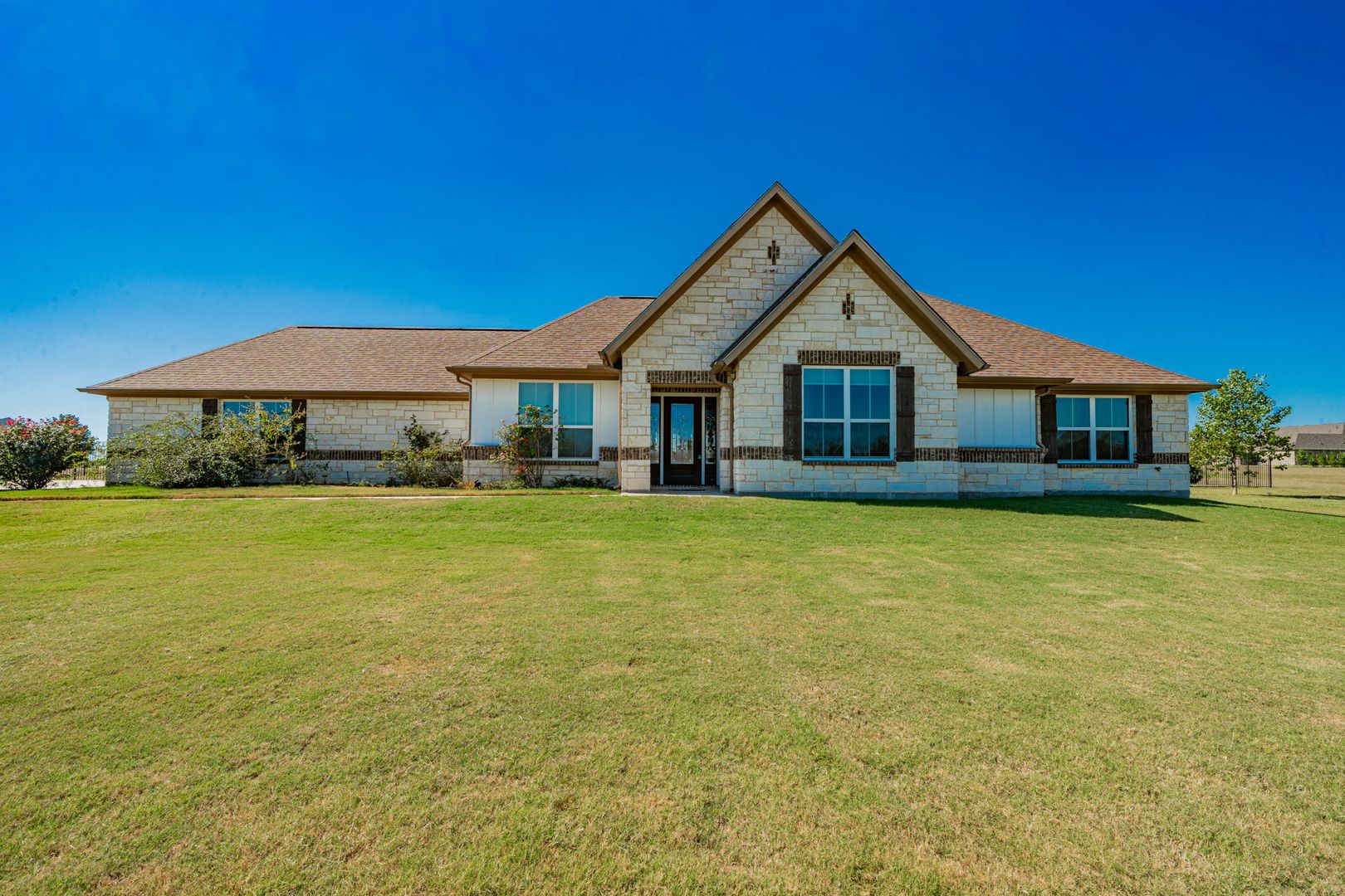 Royse City House: 284 High Plains Trl