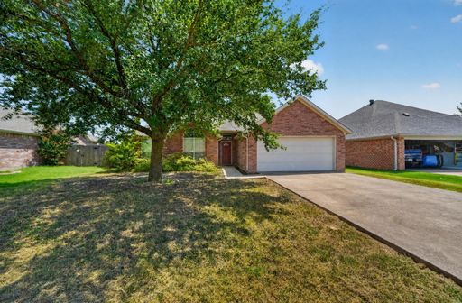 Easy Living, Great Storage & a Backyard to Enjoy – photo 1