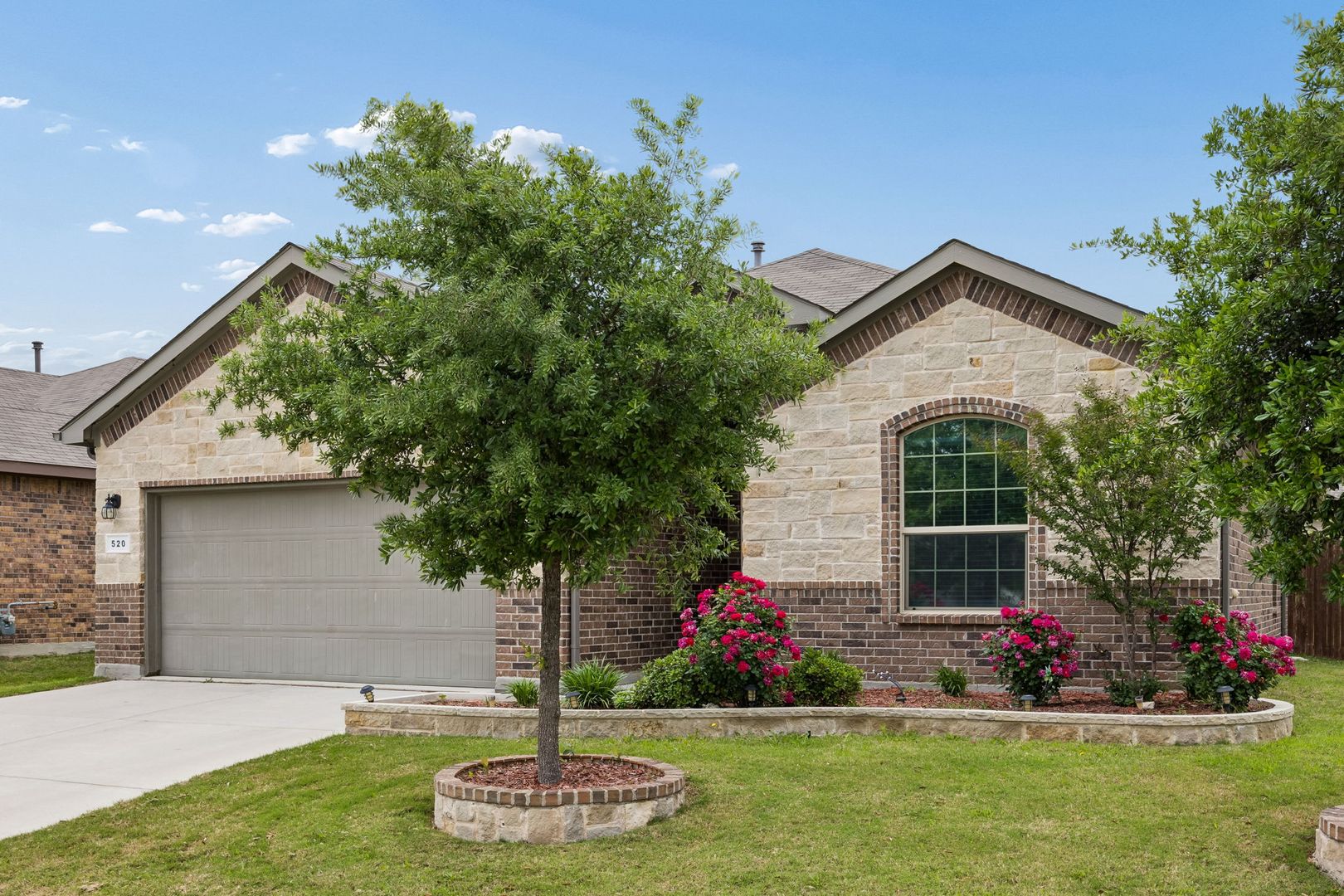 Haslet House: 520 Frenchpark Dr