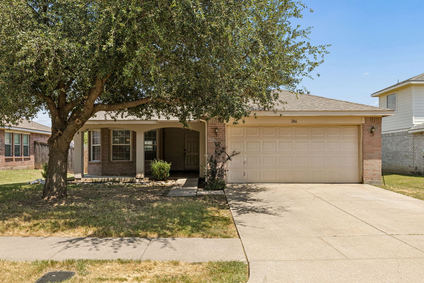 Justin House: 246 Pine Crest Dr