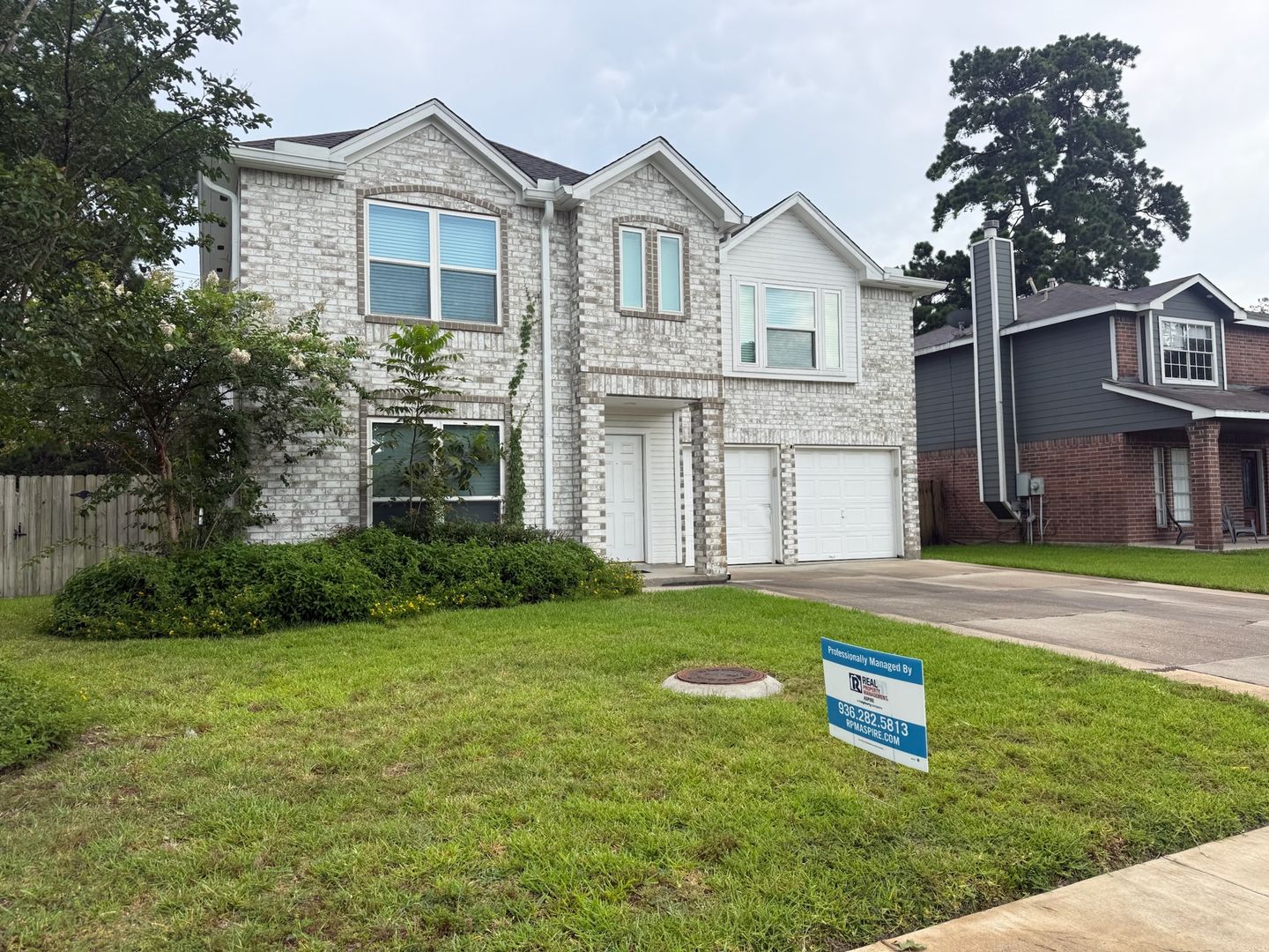 Spring House: 2722 Springstone Dr