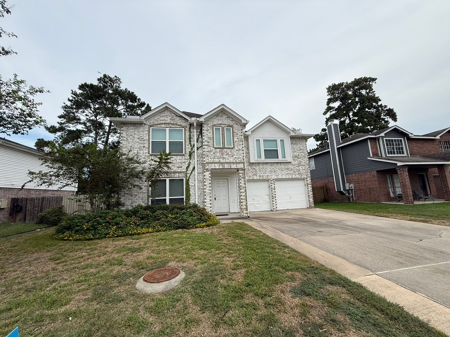 Spring House: 2722 Springstone Dr