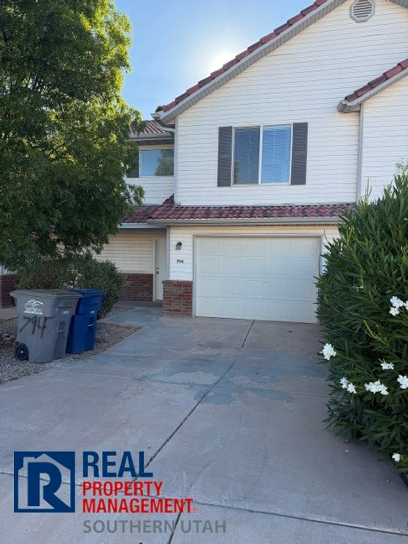 794 N 195 W 2 of 12