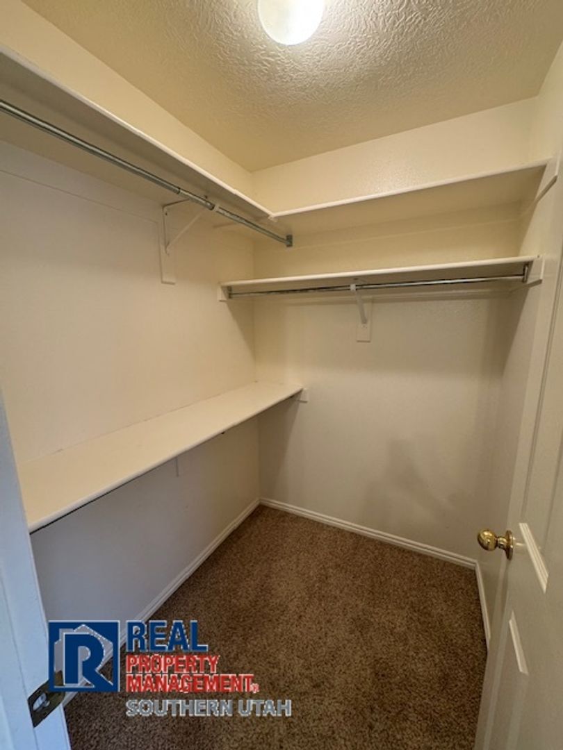 628 W Evans Ridge #3 6 of 10
